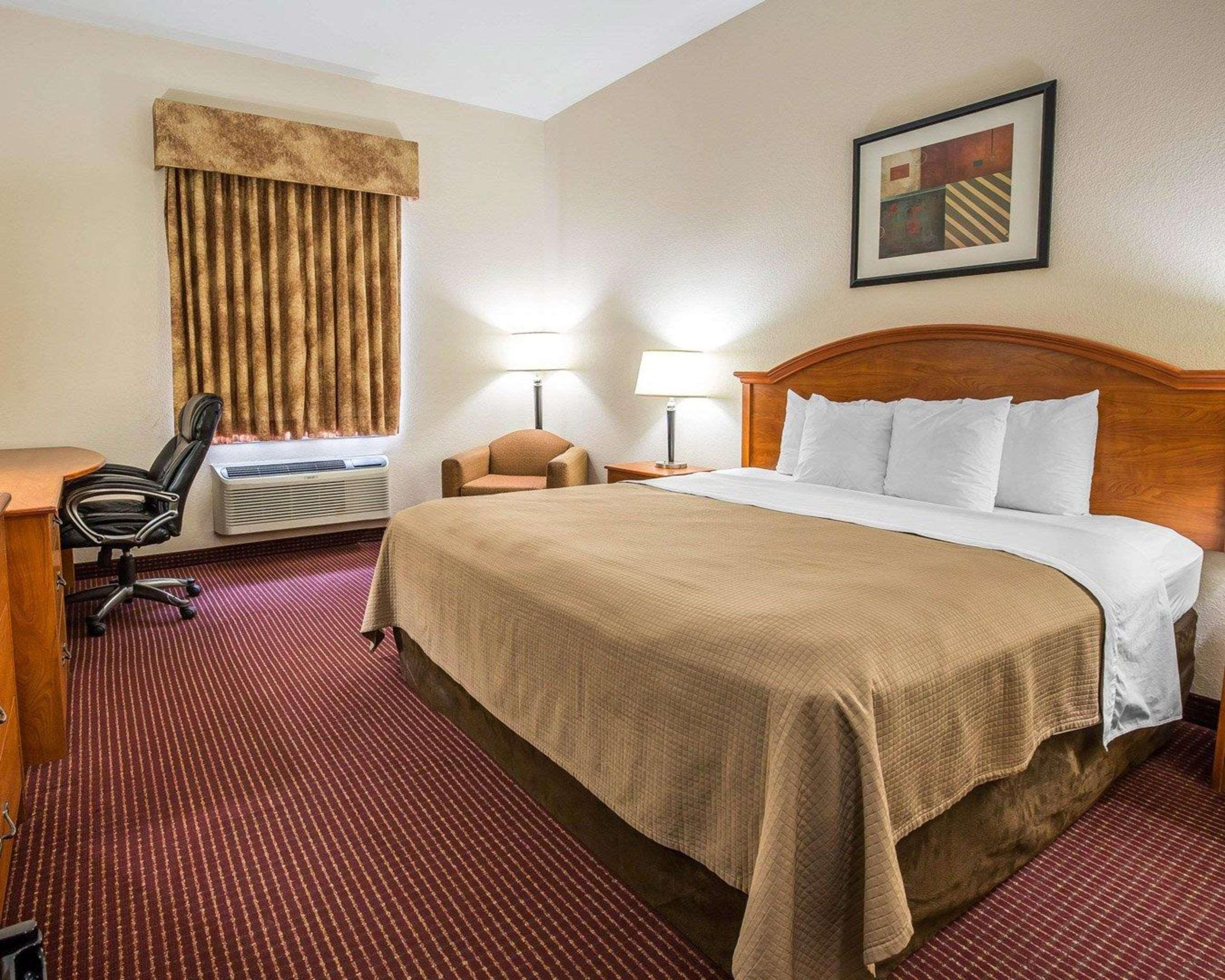 Sonesta Essential Beaumont Hotel Kültér fotó
